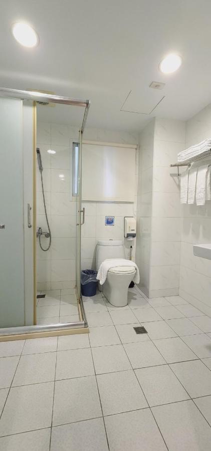 Ximen Garden Inn Тайбэй Экстерьер фото