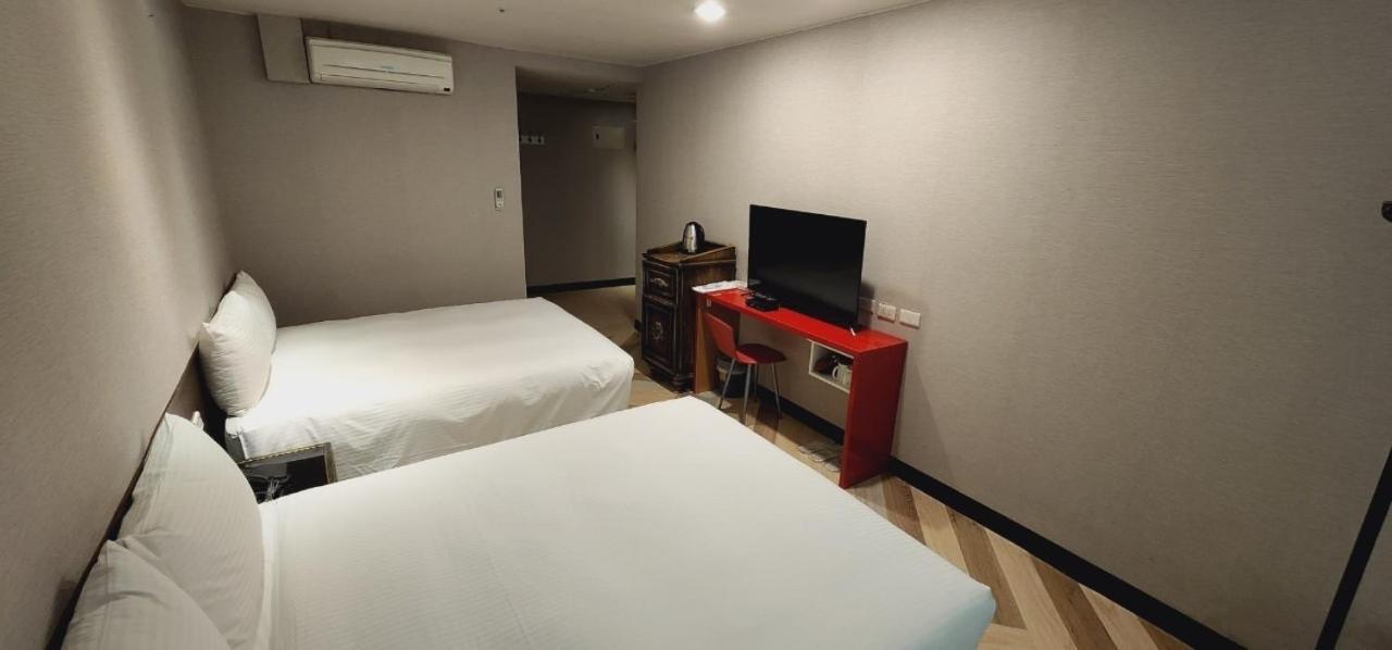 Ximen Garden Inn Тайбэй Экстерьер фото